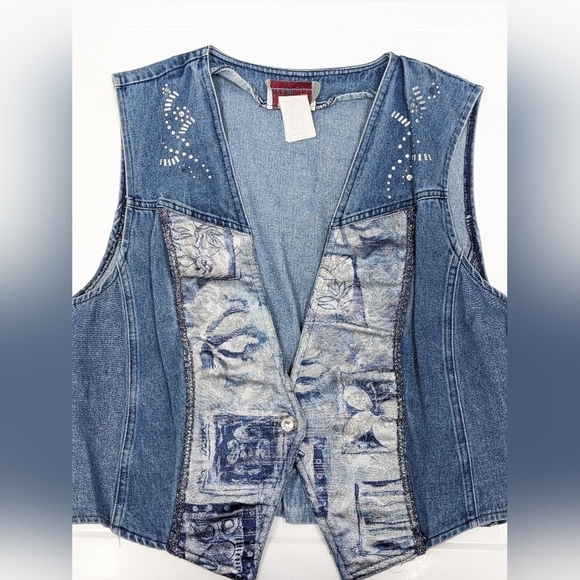 City Girl Sport Jackets & Blazers - City Girl Sport vintage women's denim embellished vest size 14